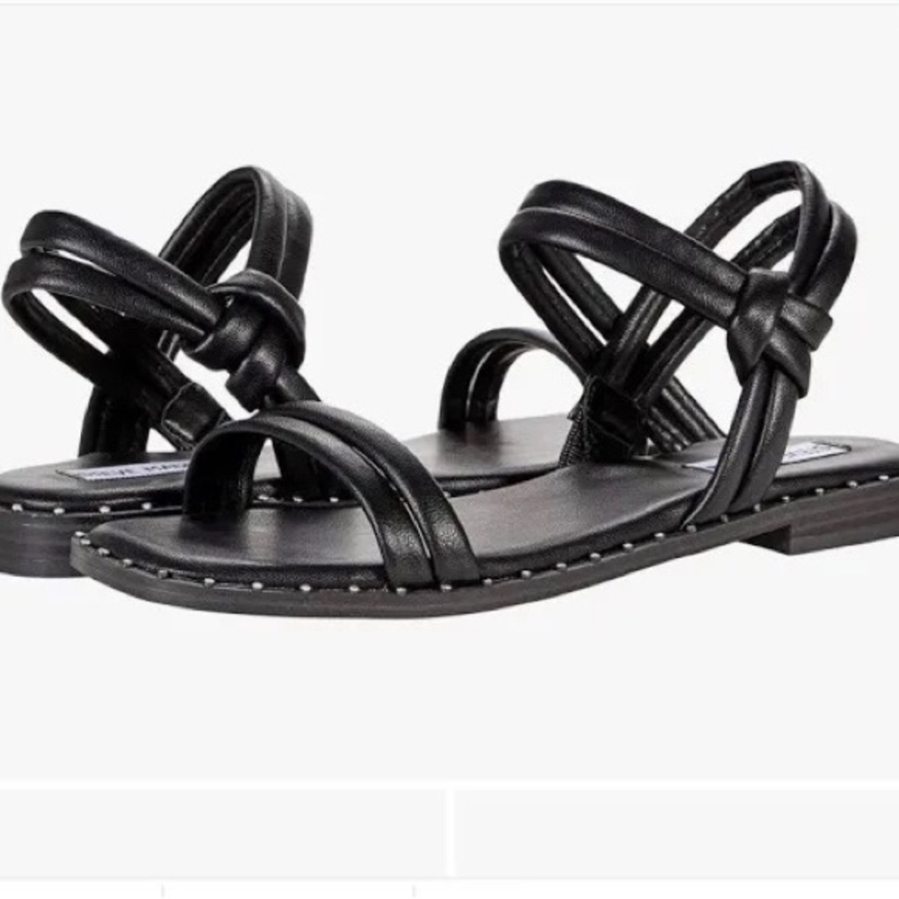 Steve Madden Jeeana Black Flat Sandals